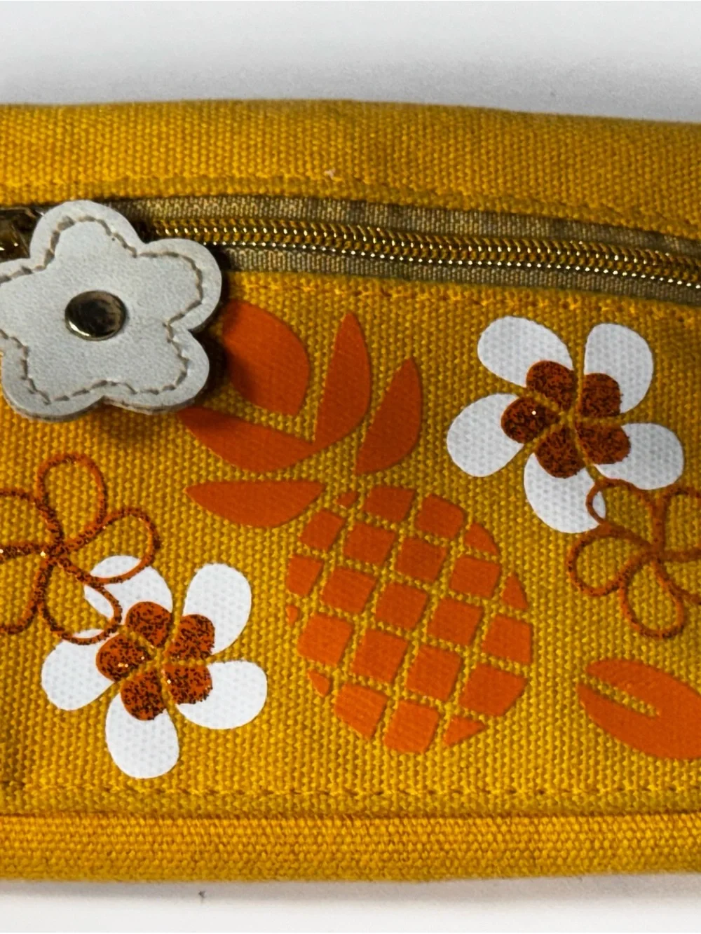 2007 HAWAIIAN HELLO KITTY WALLET Sanrio